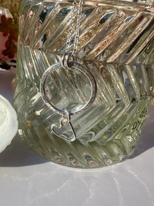 Gleam and Heart Necklace