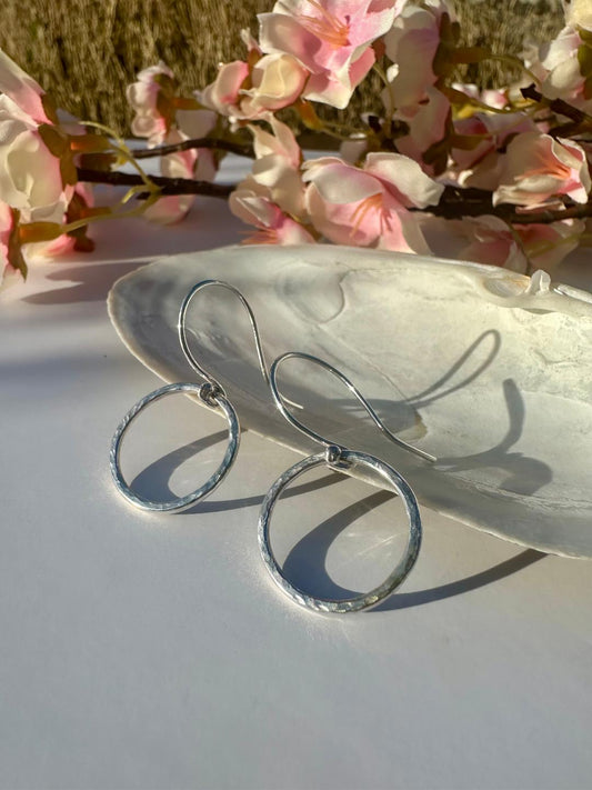 Glimmer Hoops