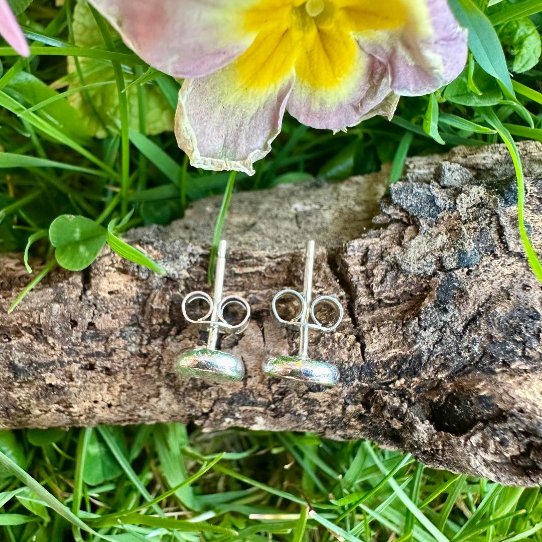 Radiance Pebble Studs